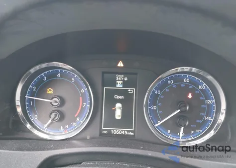 2018 Toyota Corolla Se z USA, uszkodzony, nr VIN 2T1BURHE6JC040995